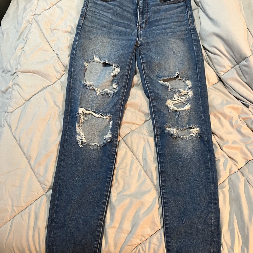 American Eagle Outfitters High Rise Distressed Blue Jeans